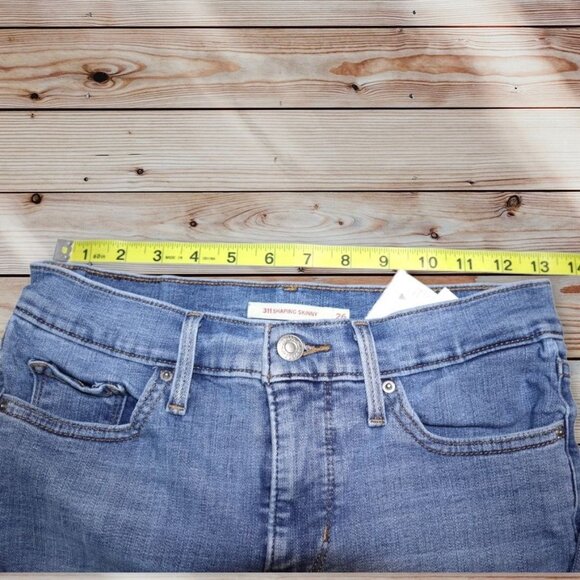 Levi's Shaping Skinny Embroidered Jeans Waist 26 - Picture 8 of 11